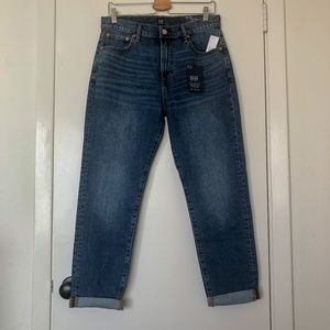 NWT Gap High Rise Girlfriend Jeans
